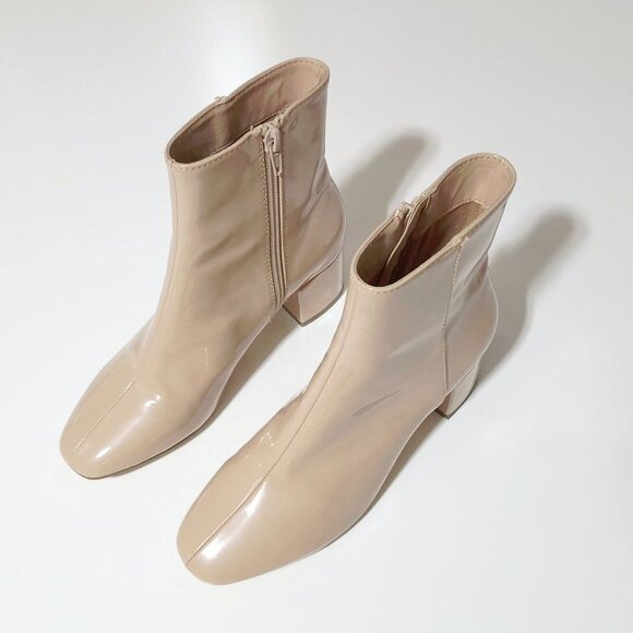 EUC Forever 21 blush nude faux patent leather heeled bootie, US 5.5, EU 36.5 - Picture 1 of 9